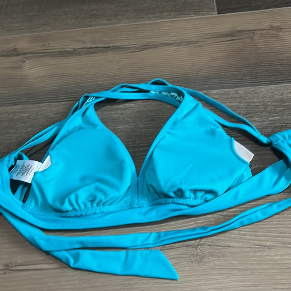 Fun bikini!!!! - Picture 6 of 8